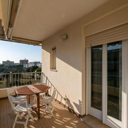 Residence Saint Nicholas Lido di Jesolo Esterno foto
