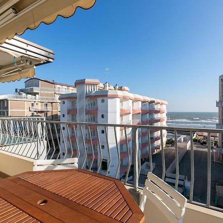 Residence Saint Nicholas Lido di Jesolo Esterno foto