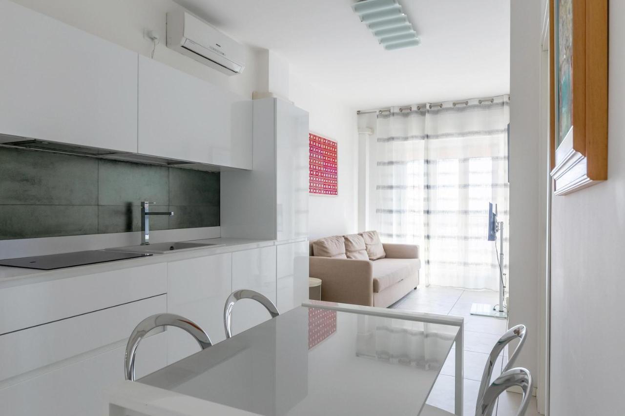 Residence Saint Nicholas Lido di Jesolo Esterno foto