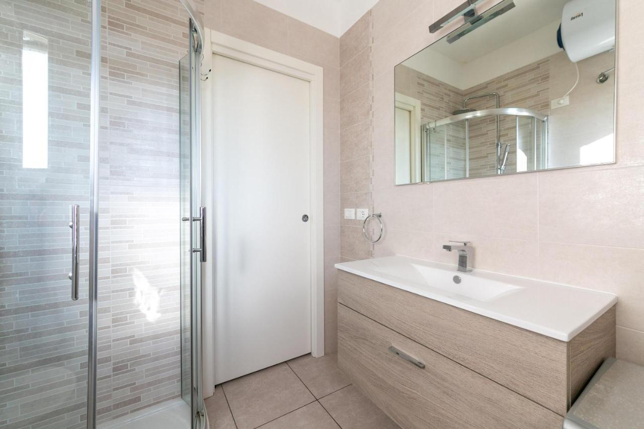 Residence Saint Nicholas Lido di Jesolo Esterno foto